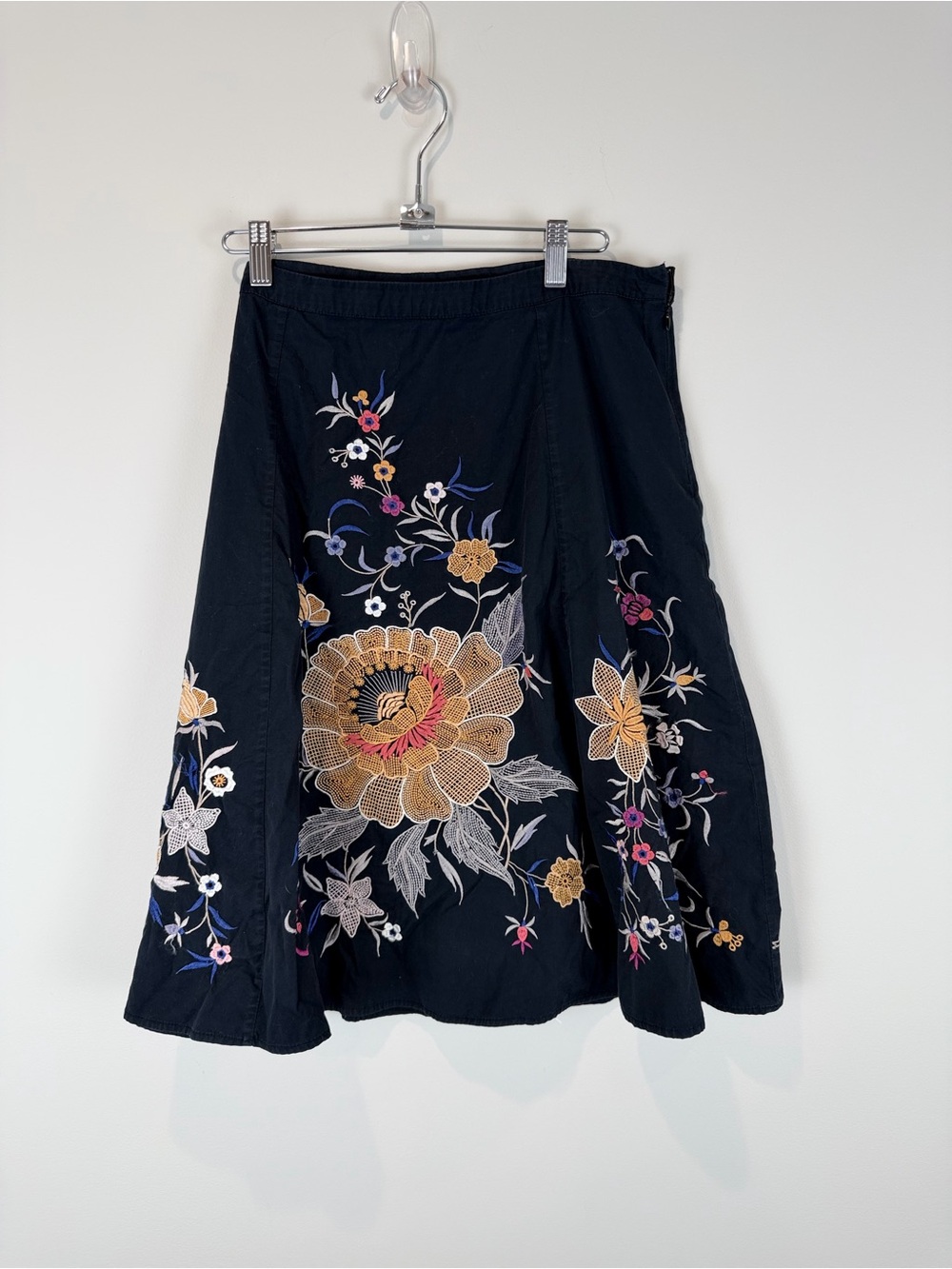 French Connection Black A-Line Skirt with Multicolor Floral Embroidery Size 10